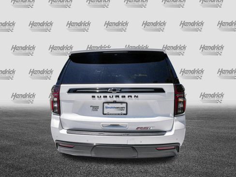 Used 2024 Chevrolet Suburban RST RWD image 9