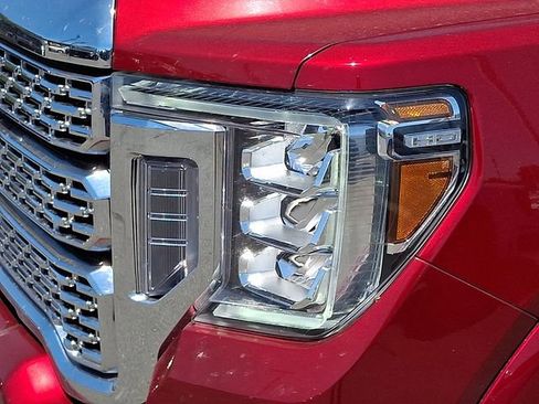 Used 2022 GMC Sierra 2500 Denali AWD/4WD image 28