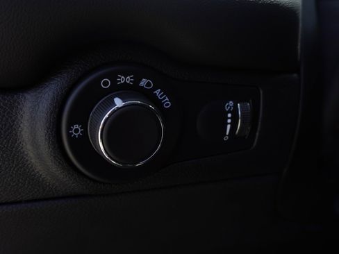 New 2024 Dodge Durango SXT w/ SXT Blacktop Group image 14