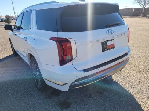 Used 2024 Hyundai Palisade Calligraphy image 8