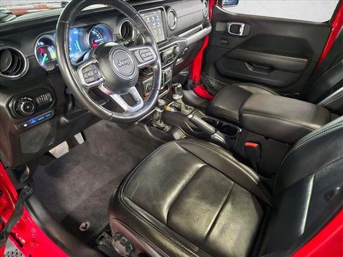 Used 2021 Jeep Wrangler Unlimited Sahara w/ Cold Weather Group image 9