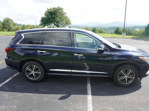 Used 2019 INFINITI QX60 Luxe w/ Essential Package AWD/4WD image 9