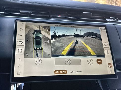 Used 2025 Land Rover Range Rover Sport image 25