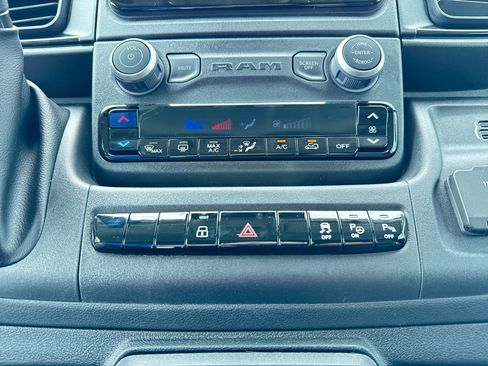 New 2026 RAM ProMaster 2500 w/ Advanced Safety Group FWD image 27