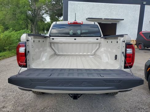 New 2026 GMC Canyon Elevation w/ Convenience Package RWD image 9