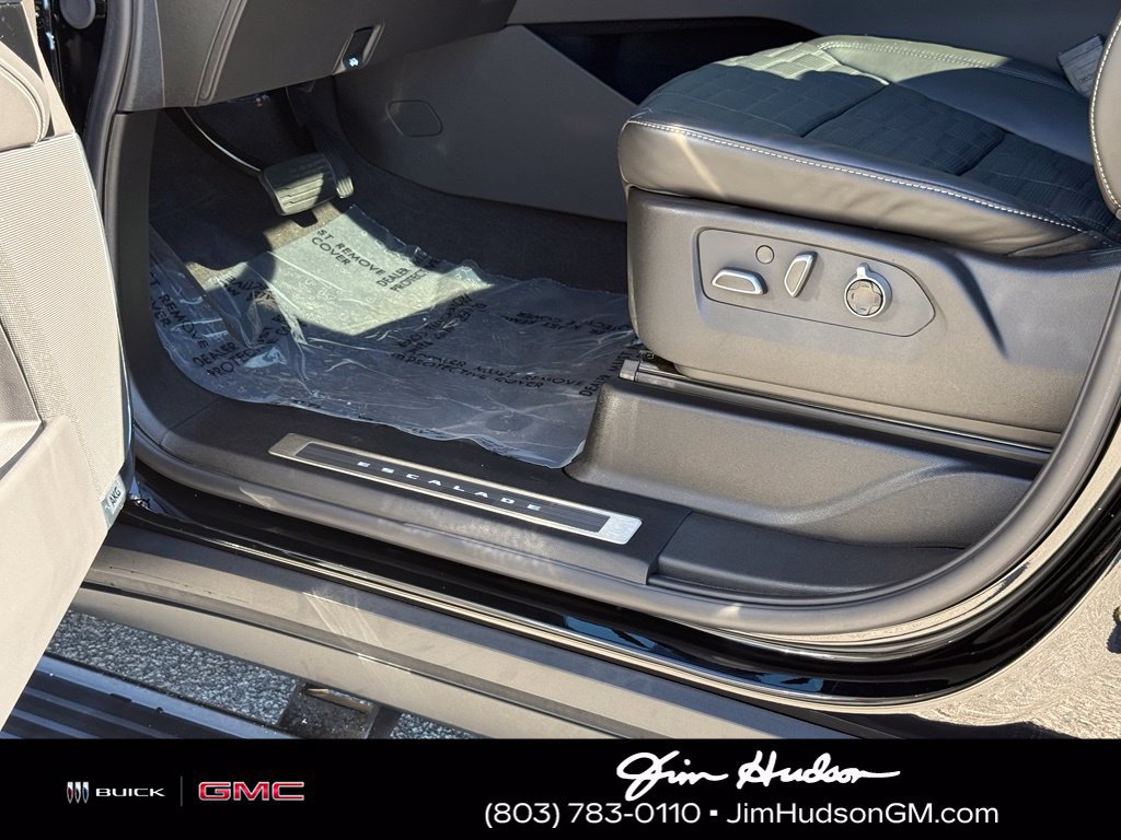 Certified 2026 Cadillac Escalade Platinum Luxury AWD/4WD image 22