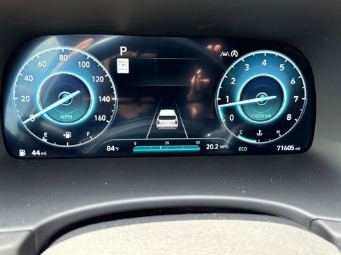 Used 2023 Hyundai Palisade Calligraphy image 11