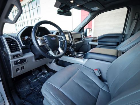 Used 2018 Ford F150 Lariat w/ Equipment Group 502A Luxury image 13