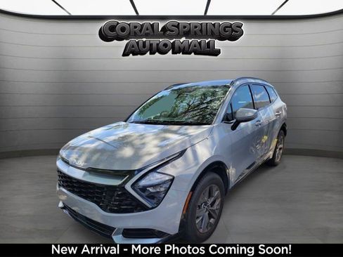 Used 2023 Kia Sportage SX image 4
