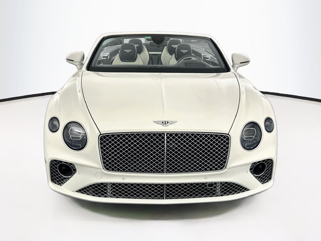 Used 2022 Bentley Continental GT AWD/4WD image 2