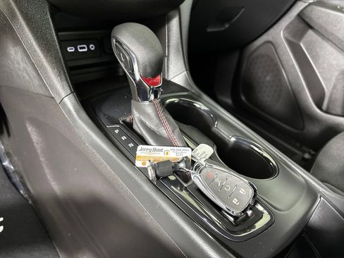 Used 2024 Chevrolet Equinox RS FWD image 21