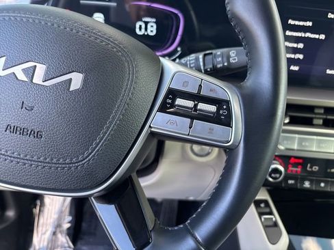 Used 2025 Kia Telluride S AWD/4WD image 18