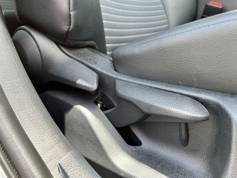 Used 2024 Toyota Camry SE FWD image 25