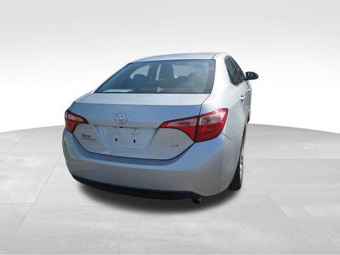 Used 2018 Toyota Corolla LE FWD image 4