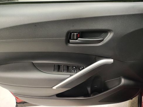 Used 2022 Toyota Corolla Cross LE image 26