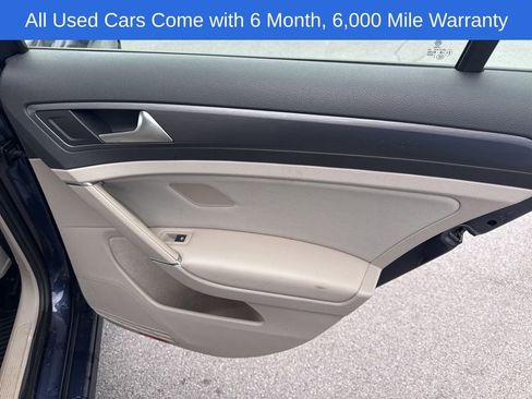Used 2018 Volkswagen Golf S image 21
