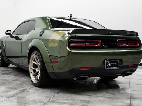Used 2023 Dodge Challenger R/T Scat Pack RWD image 10