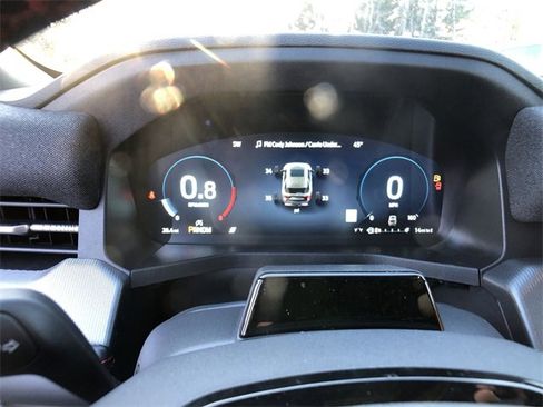 Used 2025 Ford Explorer ST image 15