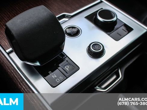 Used 2023 Land Rover Range Rover SE image 38