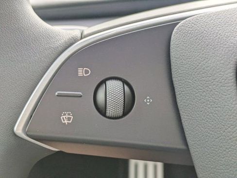 Used 2026 Tesla Model Y 2WD image 20