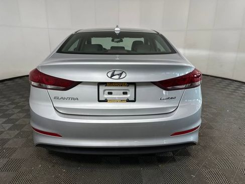 Used 2017 Hyundai Elantra Limited image 36