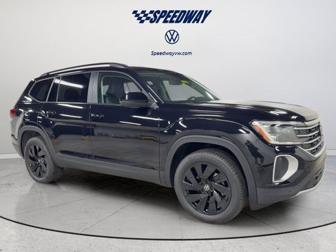 New 2026 Volkswagen Atlas SE AWD/4WD image 3