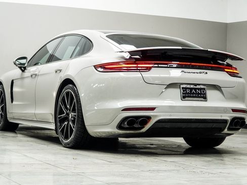 Used 2020 Porsche Panamera GTS image 10