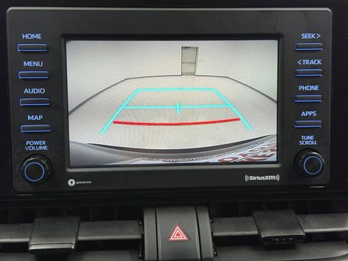 Used 2022 Toyota RAV4 LE FWD image 17
