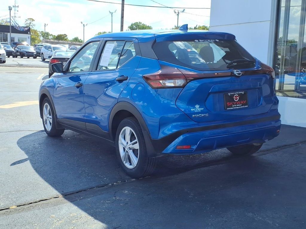Used 2025 Nissan Kicks Play S FWD image 6