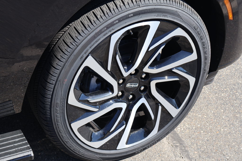 New 2027 Lincoln Navigator Reserve AWD/4WD image 27