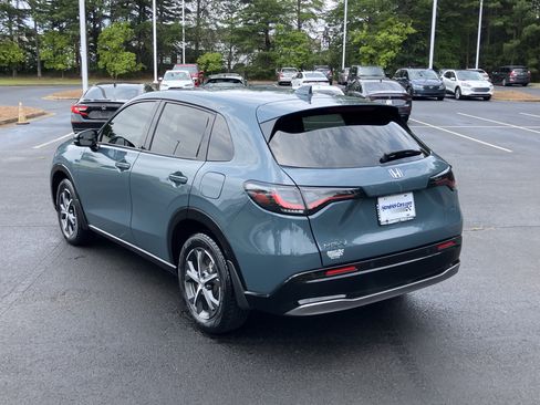 Used 2024 Honda HR-V EX-L image 8