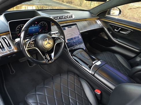 Used 2021 Mercedes-Benz S 580 4MATIC Sedan w/ Warmth & Comfort Package image 2