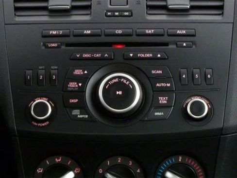 Used 2013 MAZDA MAZDA3 i SV w/ Convenience Pkg image 12