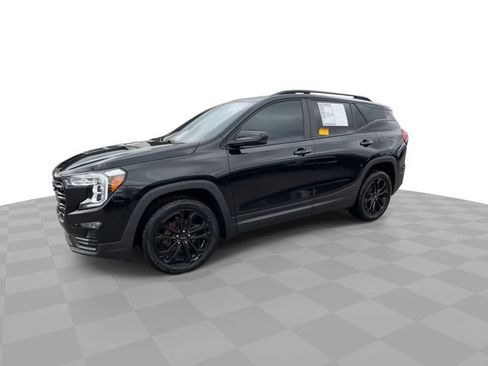 Used 2022 GMC Terrain SLE w/ Driver Convenience Package AWD/4WD image 4