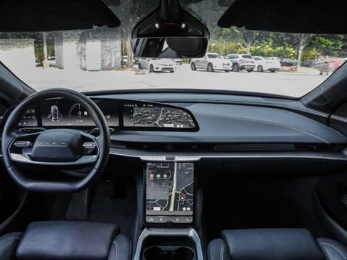 Used 2024 Lucid Air Touring AWD/4WD image 21