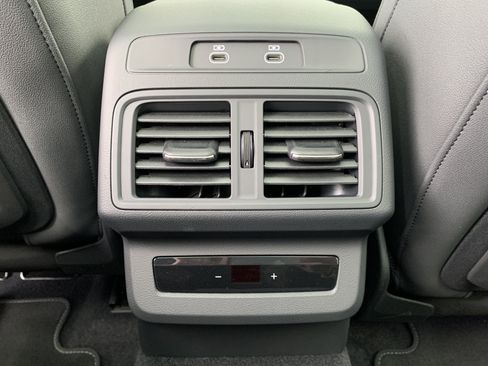 Certified 2025 Audi Q5 Premium Plus w/ Premium Plus image 18