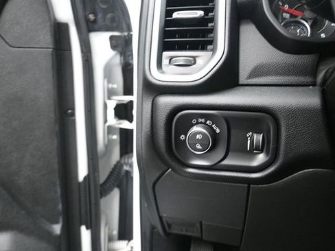 Used 2022 RAM 2500 Big Horn w/ Level 1 Equipment Group image 21