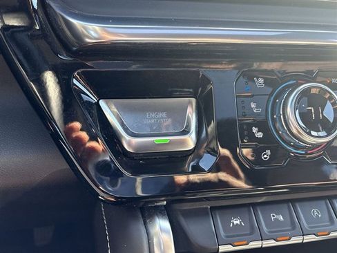 Used 2023 GMC Sierra 1500 Denali Ultimate image 17