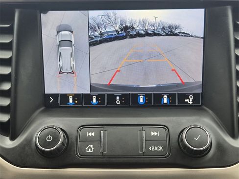 Used 2020 GMC Acadia Denali w/ Technology Package image 7