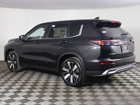 New 2026 Mitsubishi Outlander SE FWD image 11