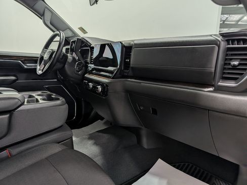 Used 2023 GMC Sierra 1500 Elevation image 17