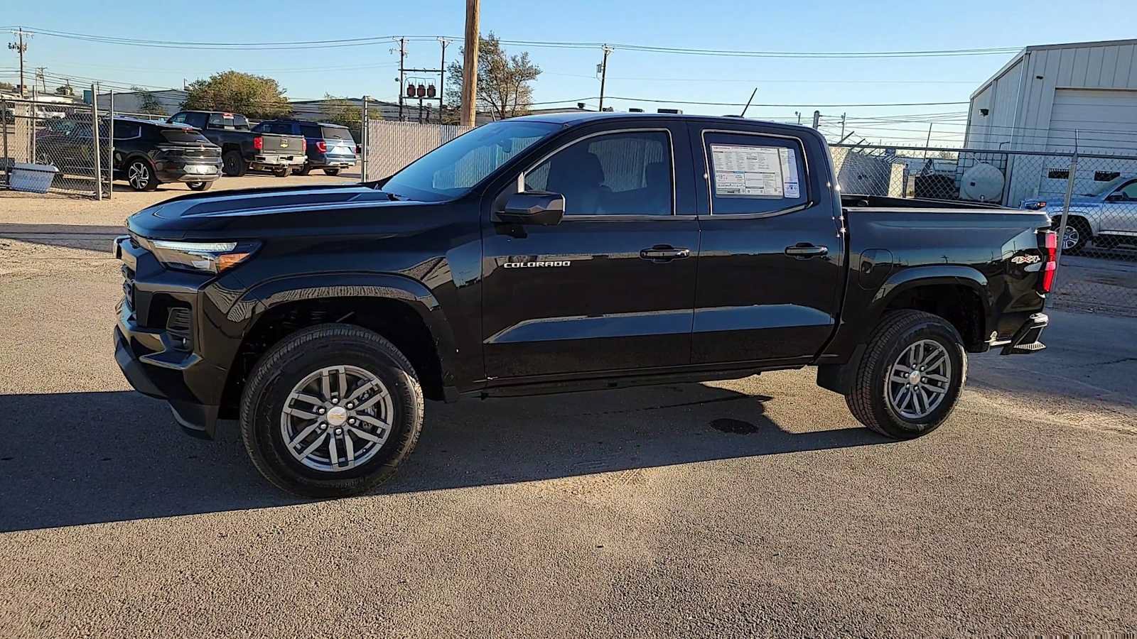 New 2026 Chevrolet Colorado LT w/ LT Convenience Package AWD/4WD image 4