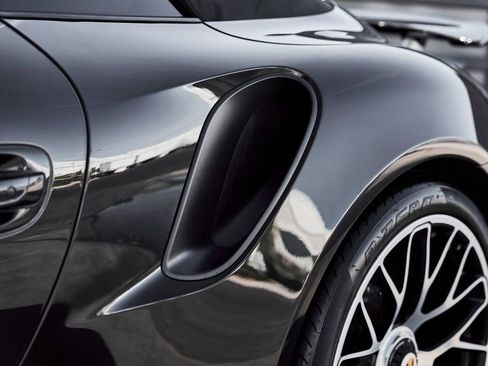 Used 2014 Porsche 911 Turbo S AWD/4WD image 9