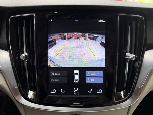 Used 2019 Volvo S60 T5 Momentum w/ Premium Package FWD image 20