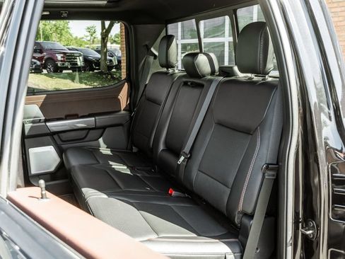 Used 2022 Ford F150 Lariat w/ Equipment Group 502A High AWD/4WD image 29
