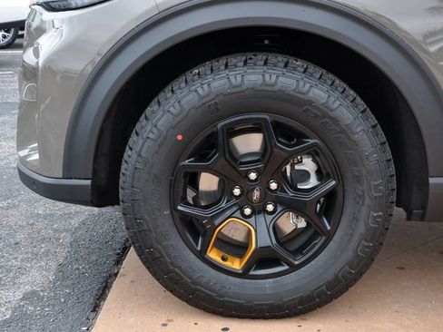 New 2026 Ford Explorer Tremor w/ Tremor Convenience Package image 9