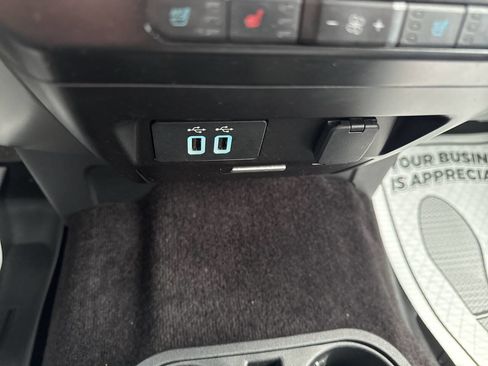 Used 2017 Ford F150 Lariat w/ Equipment Group 501A Mid image 35