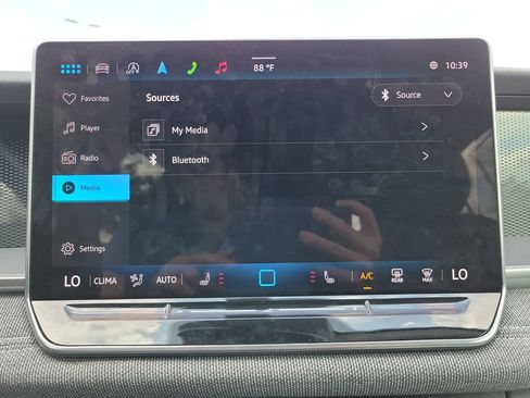 Used 2025 Volkswagen Tiguan S FWD image 25
