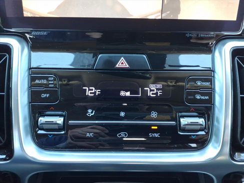 Used 2021 Kia Sorento SX image 22