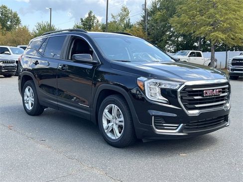 Used 2022 GMC Terrain SLE w/ Driver Convenience Package image 15